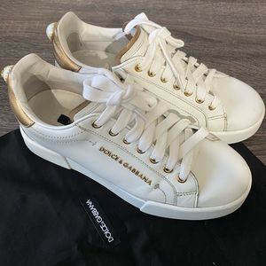 Dolce & Gabbana White Sneaker!